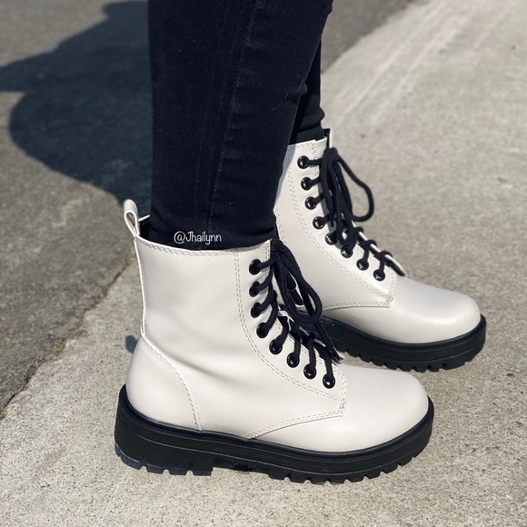 Fabutiq Shoes - White ankle Combat boots